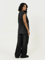 AFTERBURN MUSCLE TEE IN COAL